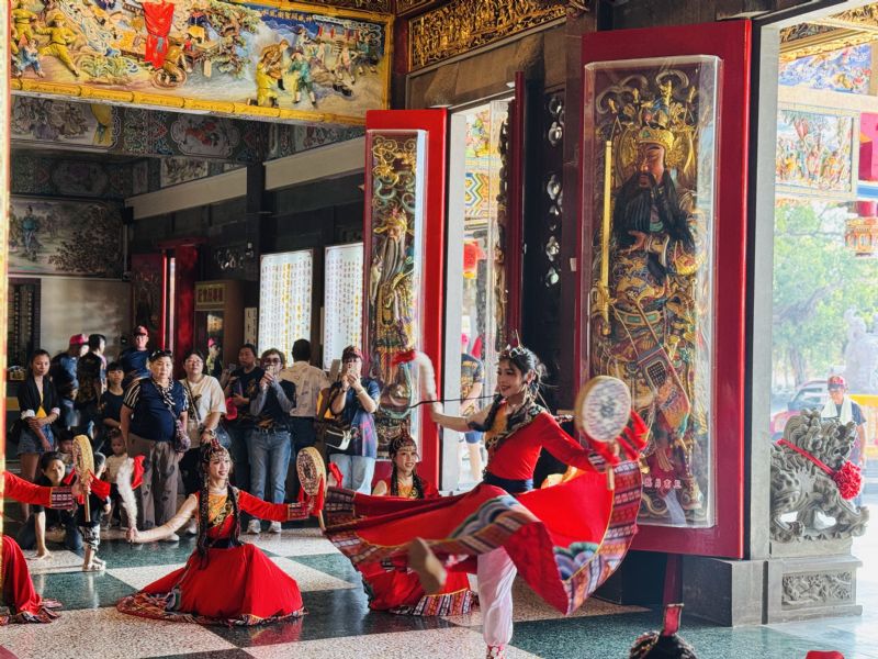 信仰的力量，源自一代又一代的虔誠守護； 文化的傳承，則在每一次參香、每一項儀式與每一份情誼中延續。